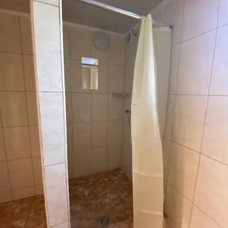 Ferienhaus відпочинок в карпатах Nizhniy Studenyy